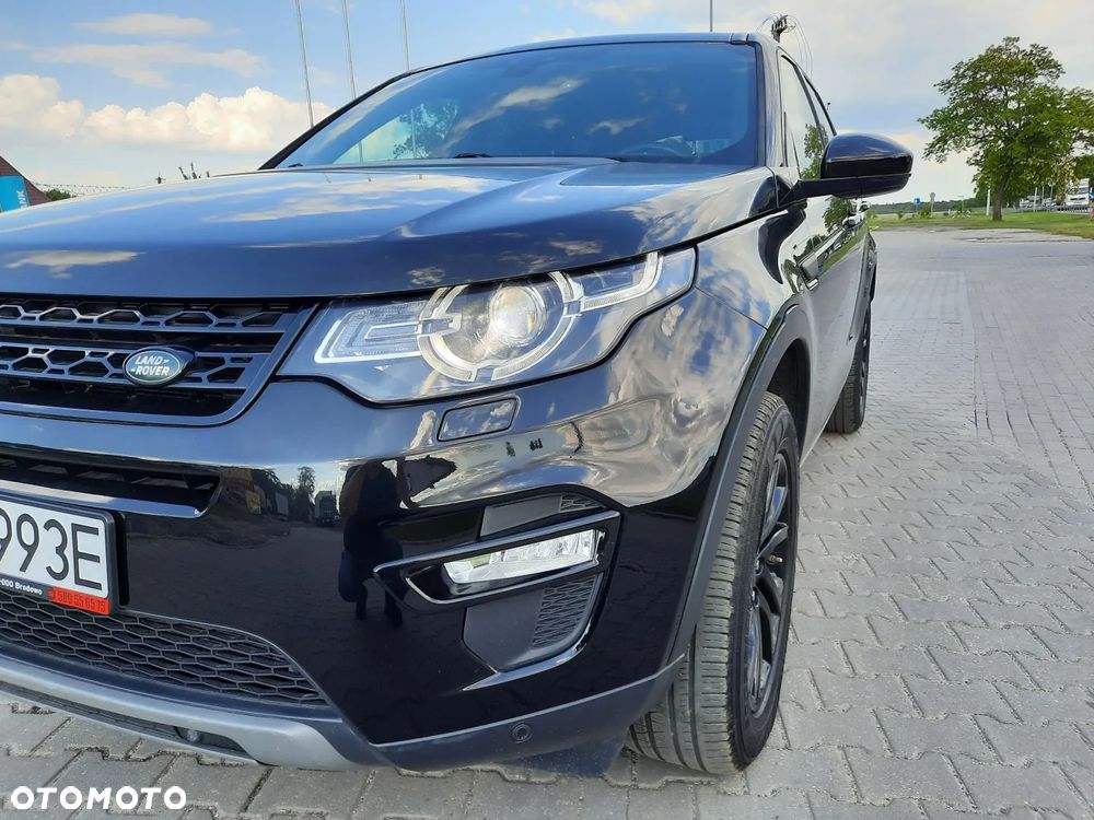 Land Rover Discovery Sport TD4 Sky View - 11
