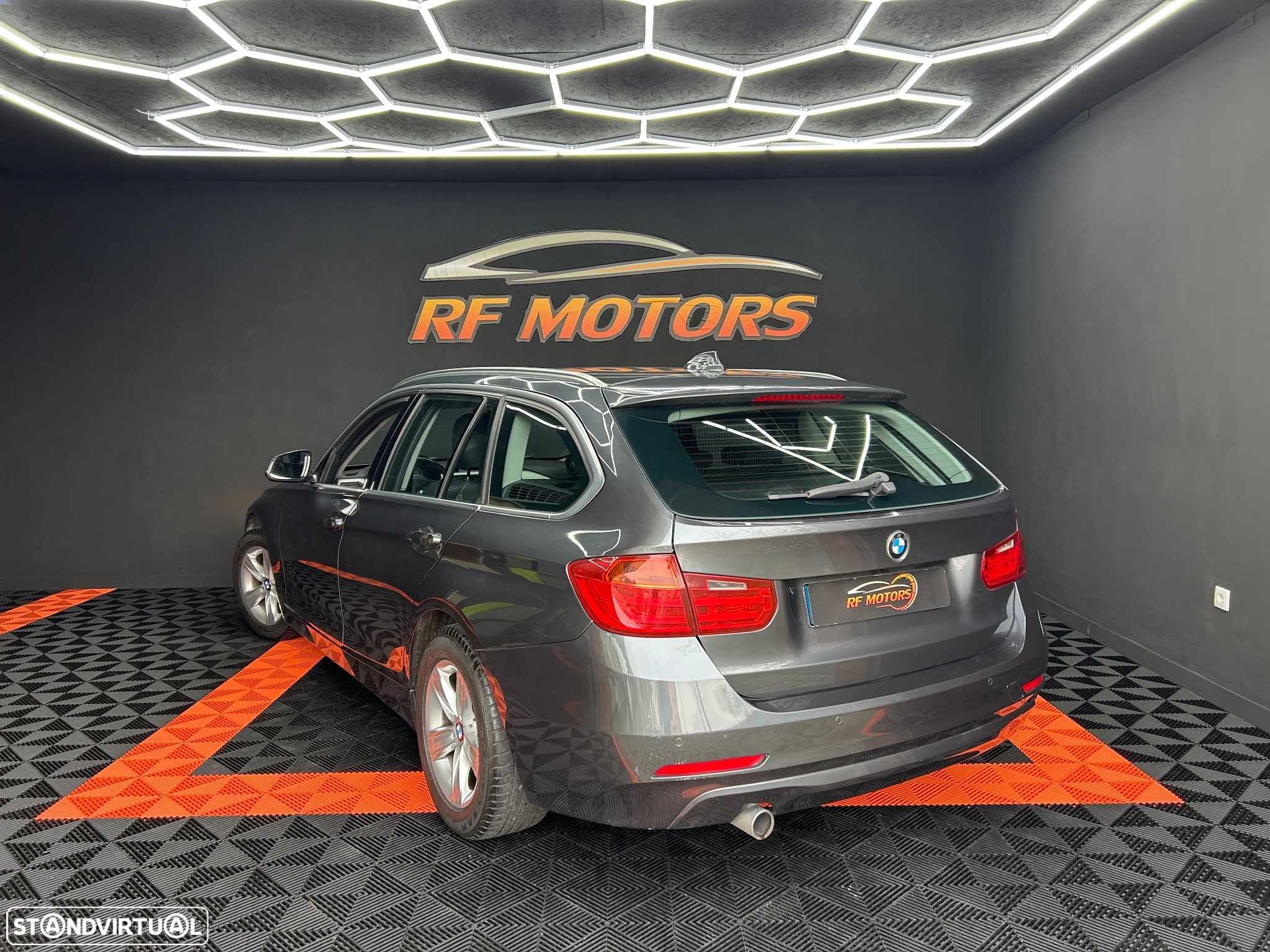 BMW 318 d Touring Navigation - 7