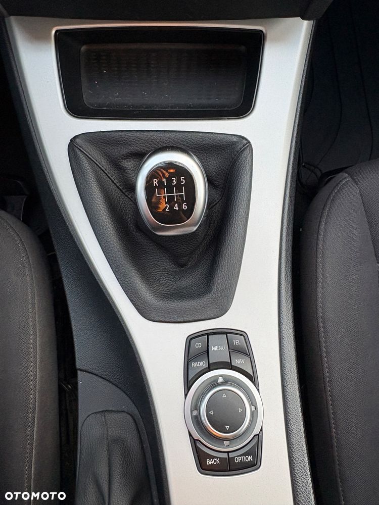 BMW Seria 3 320d Efficient Dynamics - 21