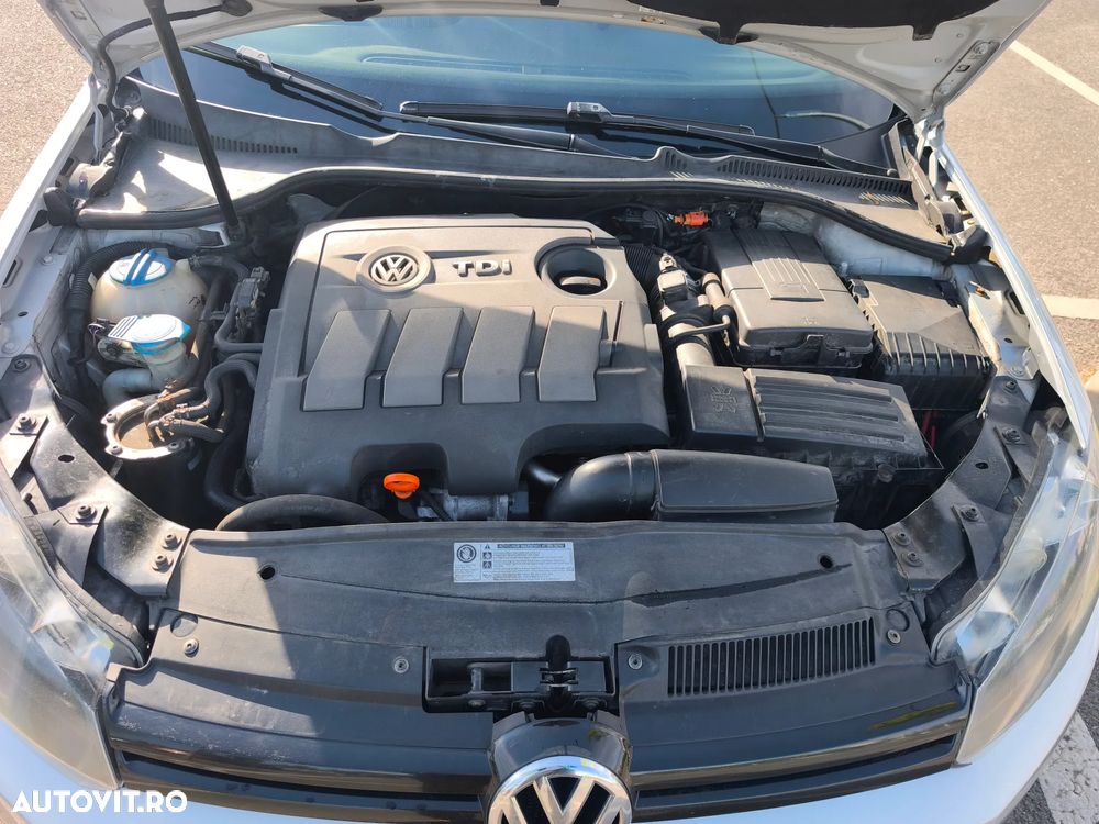 Volkswagen Golf 1.6 TDI DPF BlueMotion Technology MATCH - 8