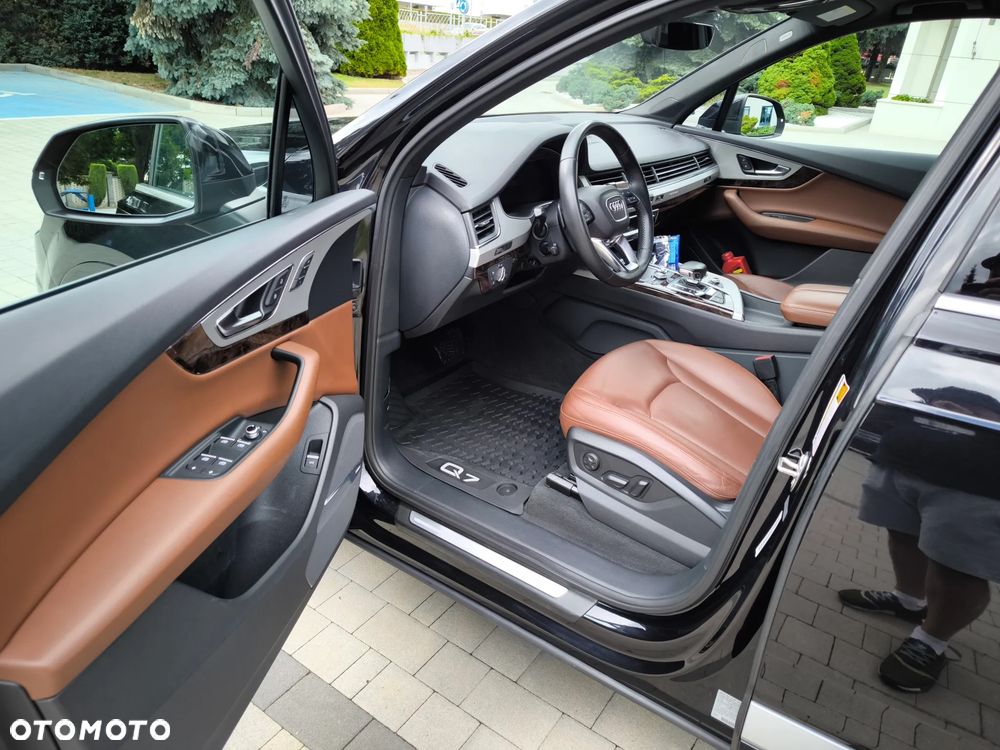 Audi Q7 - 26