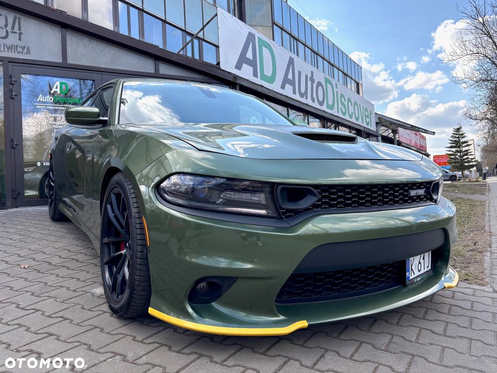 Dodge Charger 6.4 Scat Pack - 22