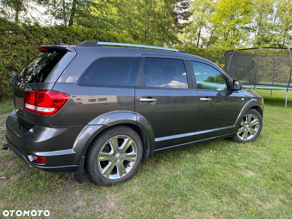 Fiat Freemont 2.0 Multijet 16V DPF Automatik Allrad Lounge - 3