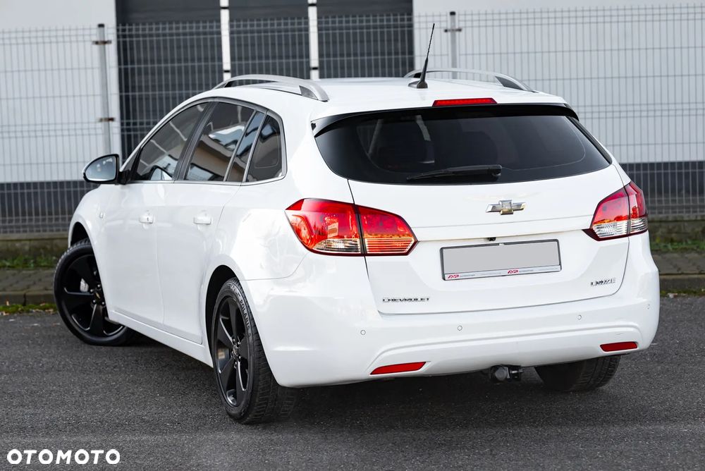 Chevrolet Cruze 1.8 LT+ - 12