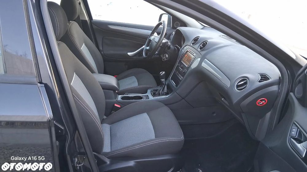 Ford Mondeo 2.0 FF Titanium - 13