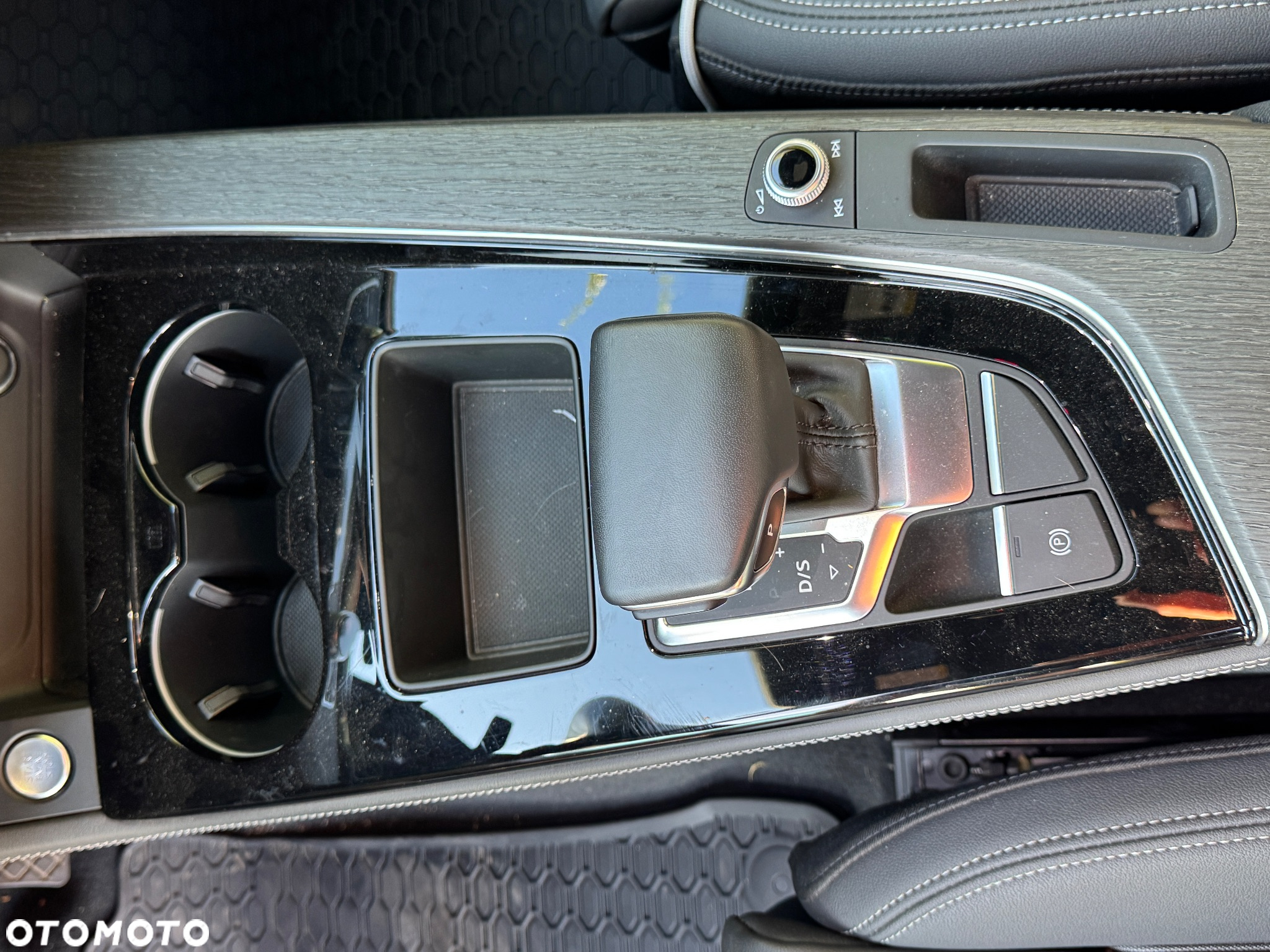 Audi A4 45 TFSI quattro S tronic S line - 14
