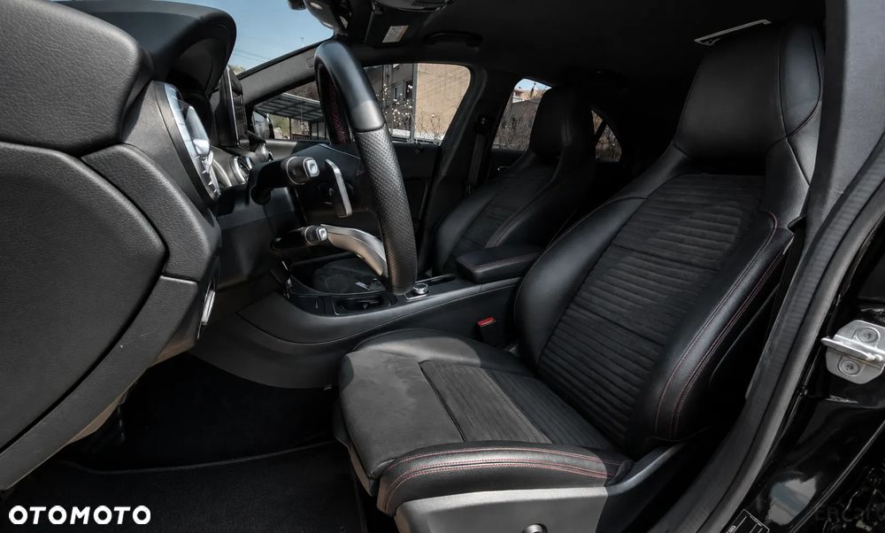 Mercedes-Benz CLA - 8