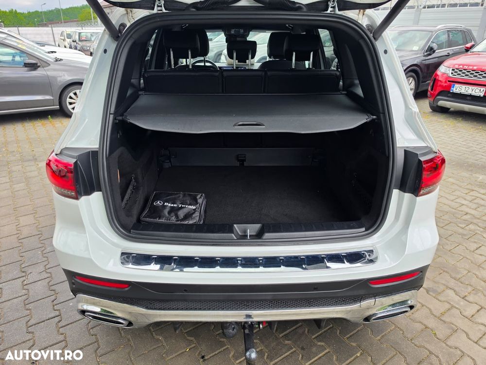 Mercedes-Benz GLB - 15