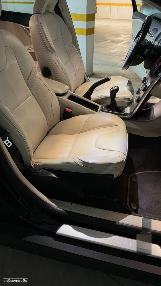 Volvo V40 Cross Country 1.6 D2 Volvo Ocean Race - 18