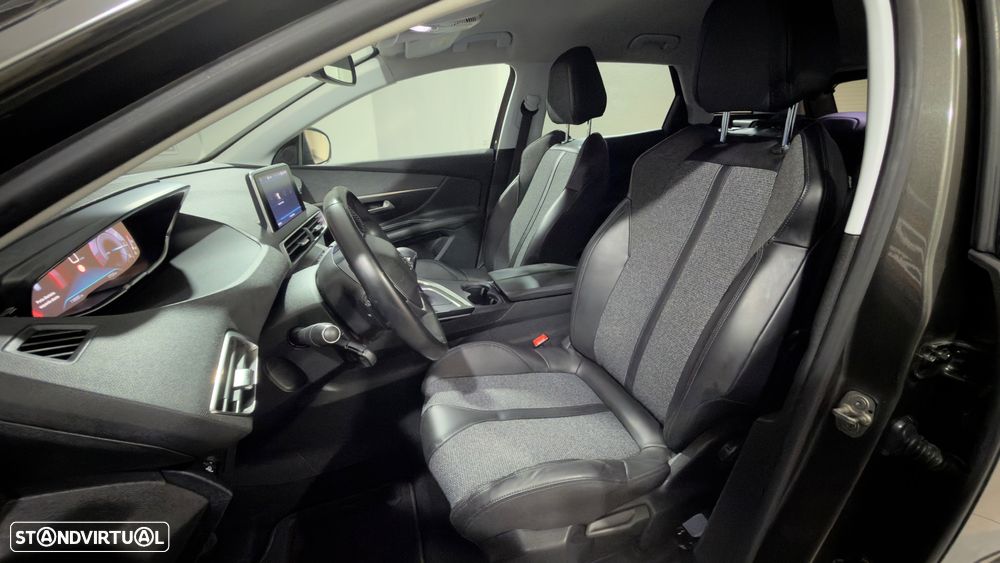 Peugeot 3008 1.2 PureTech Allure - 32