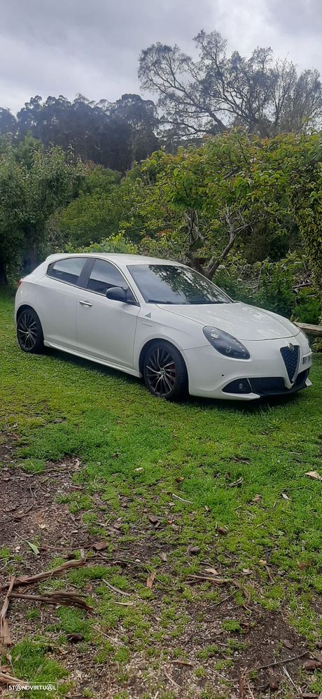 Alfa Romeo Giulietta 1.8 TBi 16V Quadrifoglio Verde - 1