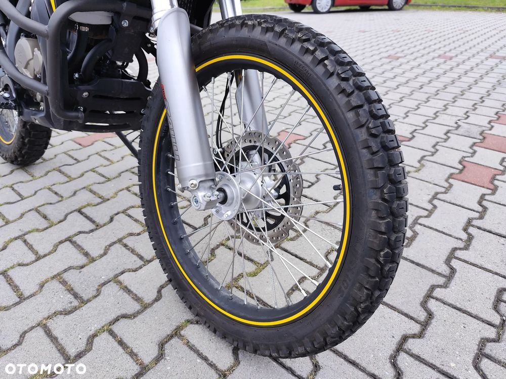 VOGE 300GY RALLY - 13