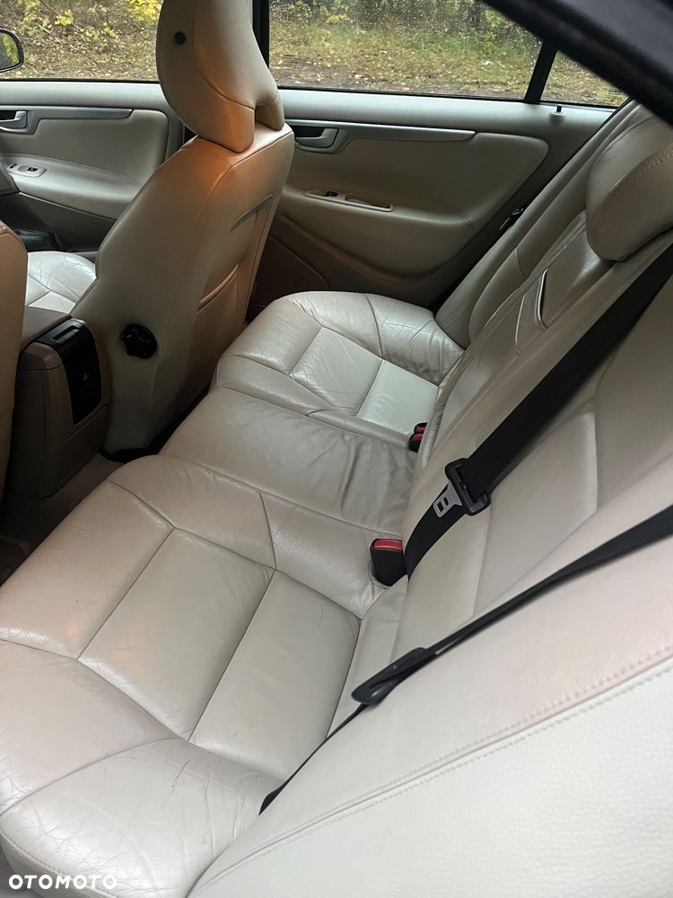 Volvo S60 2.5T AWD Rubin - 10
