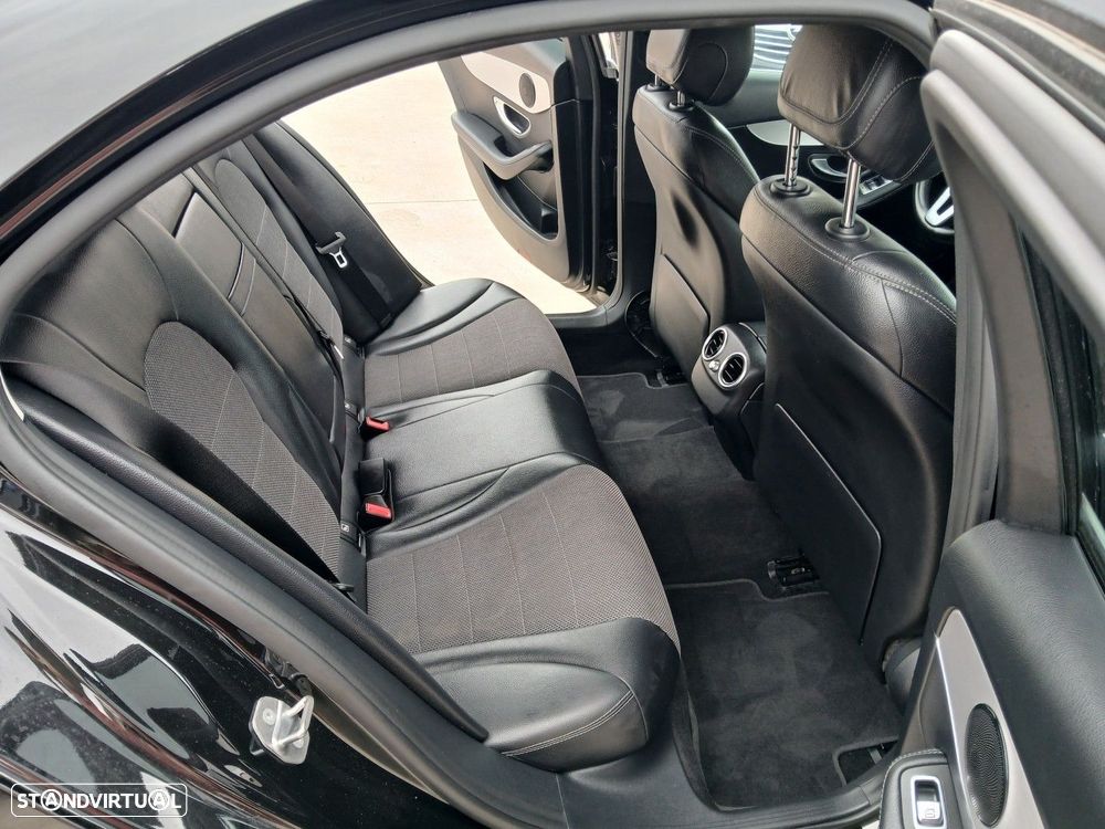 Mercedes-Benz C 300 de Avantgarde - 10