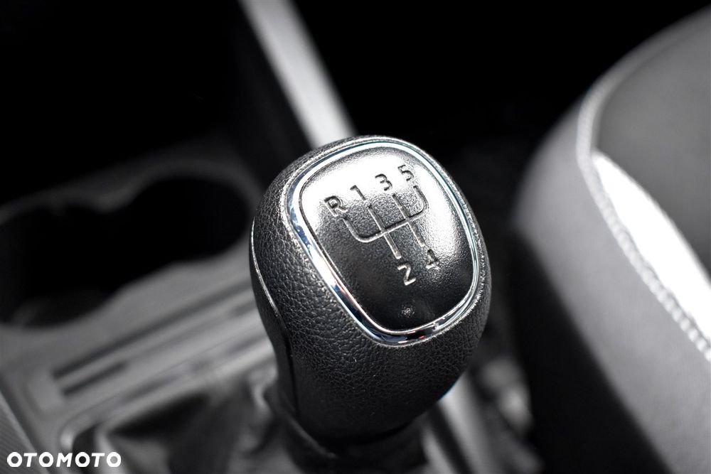 Skoda Fabia 1.2 TSI Monte Carlo - 32