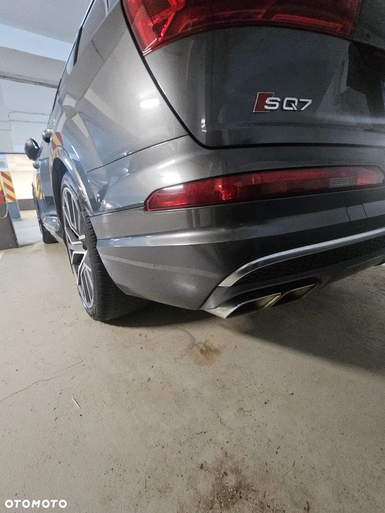 Audi SQ7 - 10