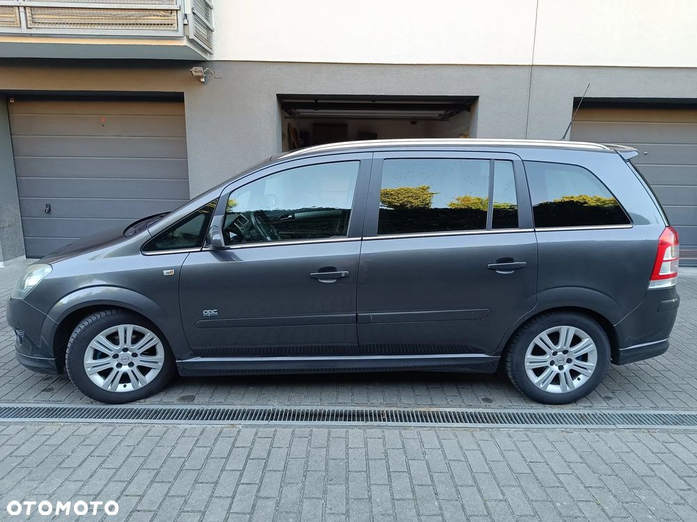 Opel Zafira 1.8 Sport - 2