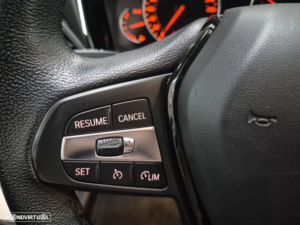 BMW 318 d Touring - 18