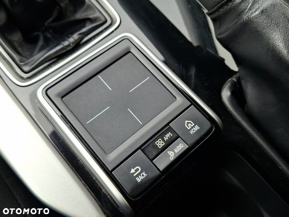 Mitsubishi Eclipse Cross 1.5 T Invite Plus CVT - 25