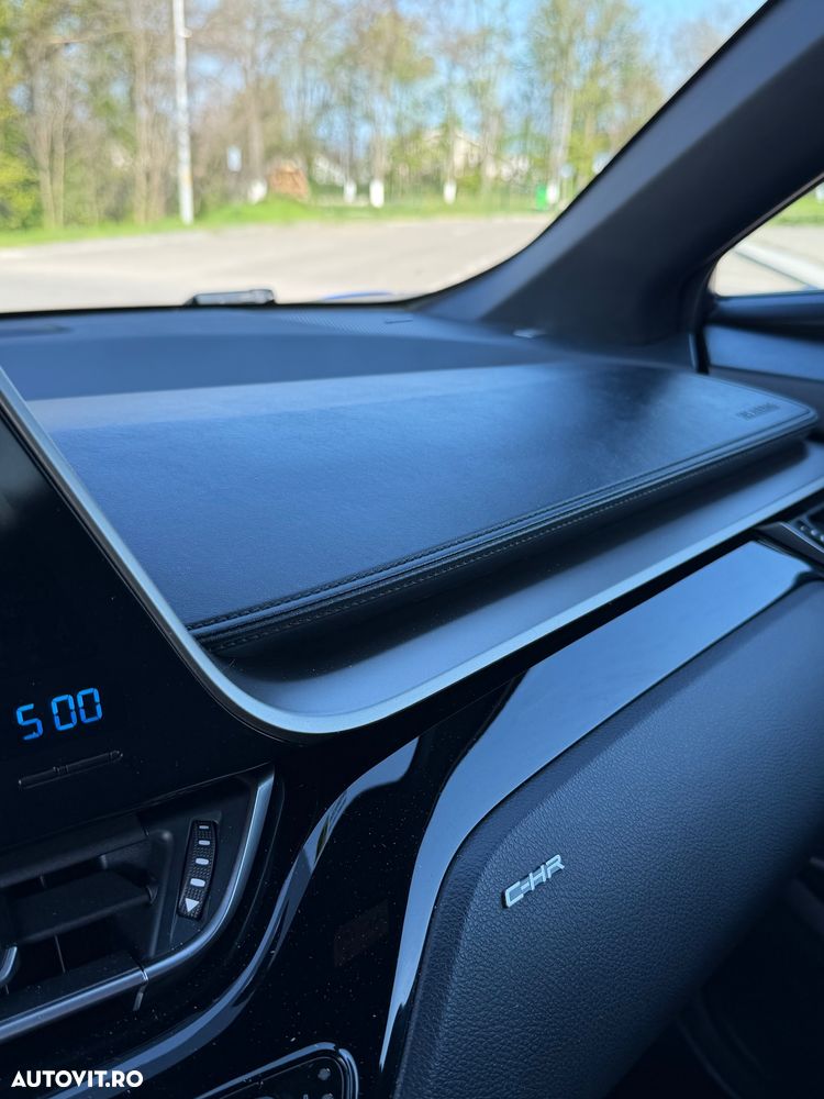 Toyota C-HR 1.8 HSD 4x2 CVT C-ult LED - 35