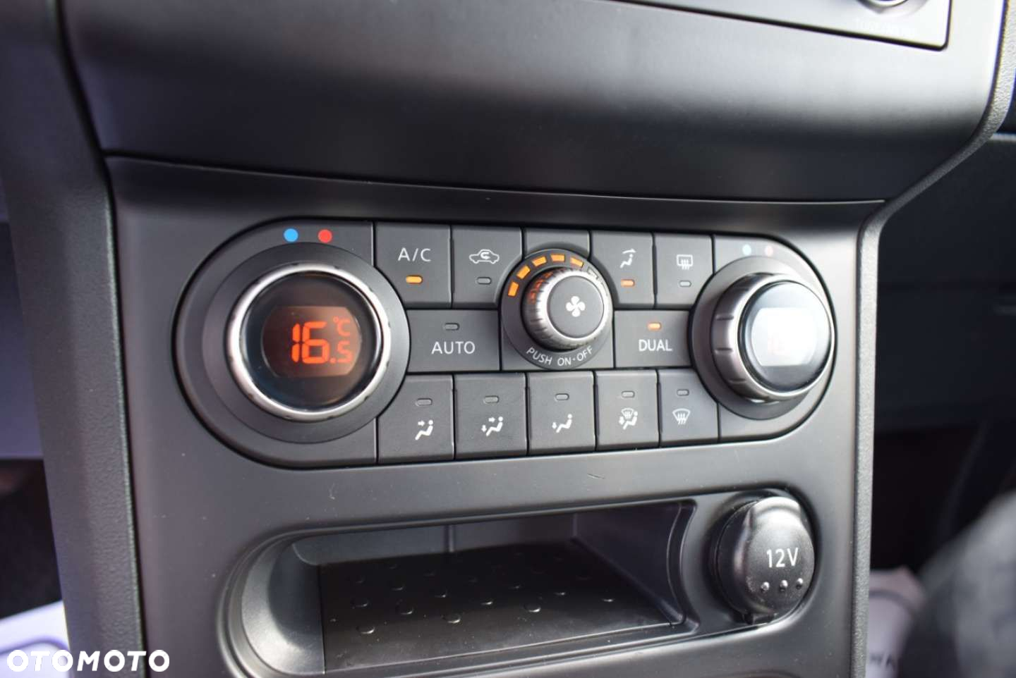 Nissan Qashqai - 30