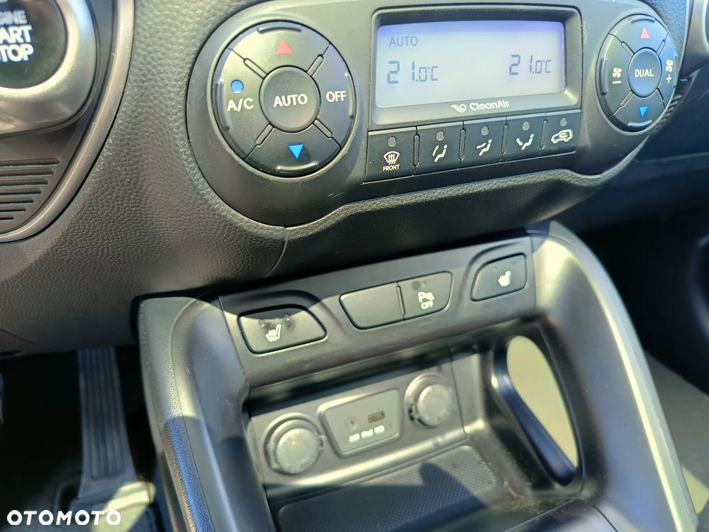Hyundai ix35 2.0 CRDi Premium 4WD - 12
