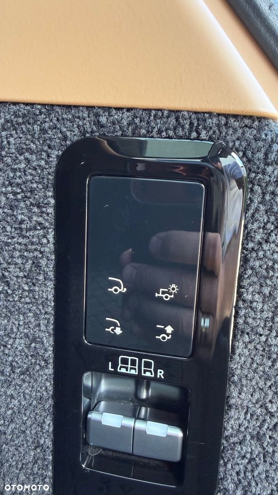 Land Rover Range Rover 3.0 D350 mHEV HSE - 24