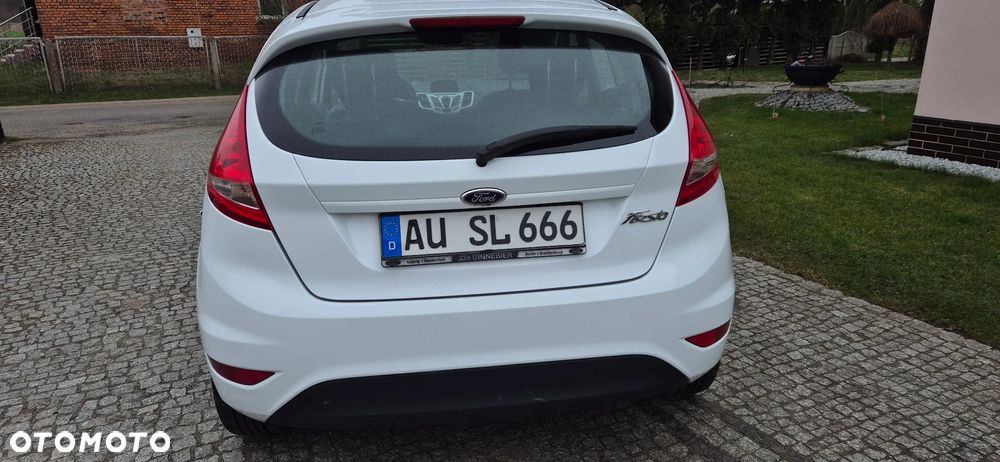 Ford Fiesta 1.25 Champions Edition - 5