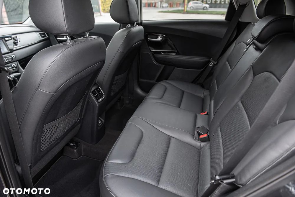 Kia Niro 1.6 GDI HEV 2WD OPF Vision - 32