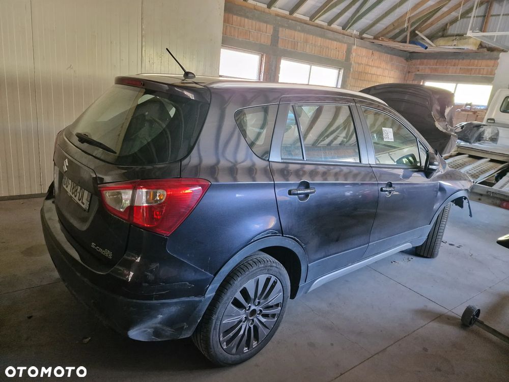 Suzuki SX4 - 4