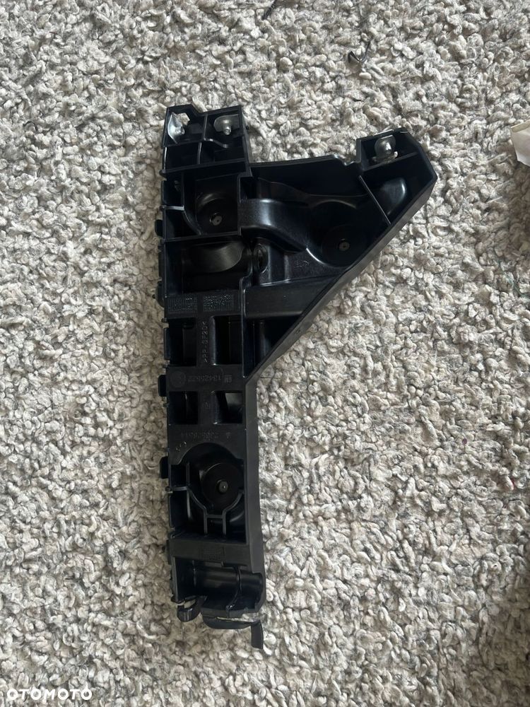 ślizg mocowanie uchwyt zderzaka prawy tył opel astra v k 2015- hb 13425522 - 4