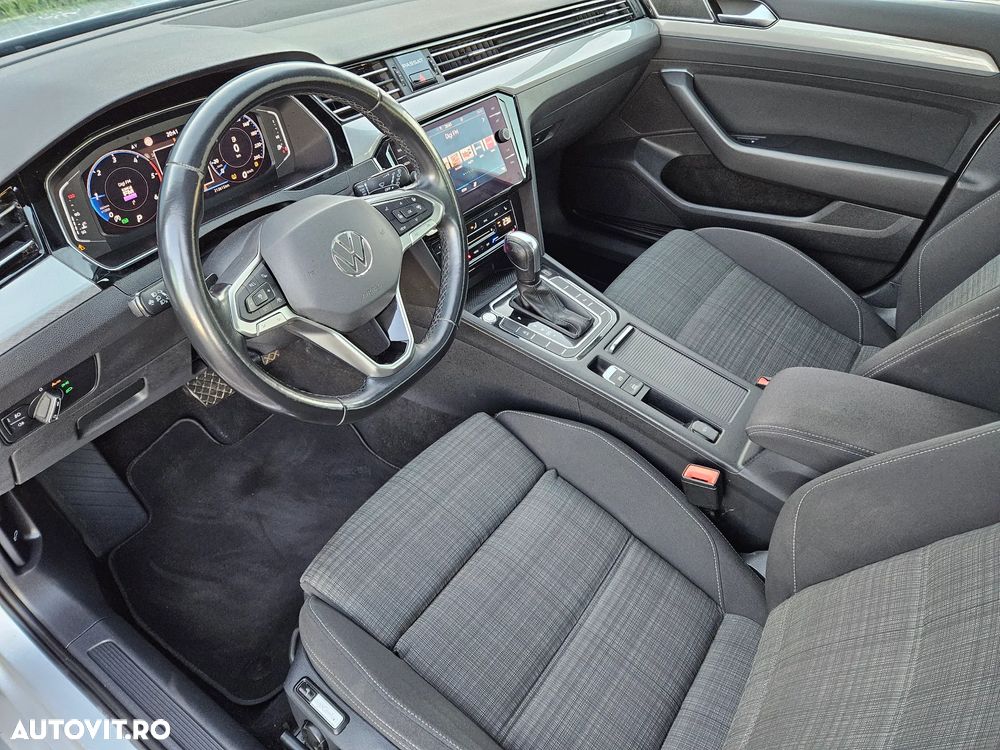 Volkswagen Passat Variant 2.0 TDI DSG Comfortline - 8