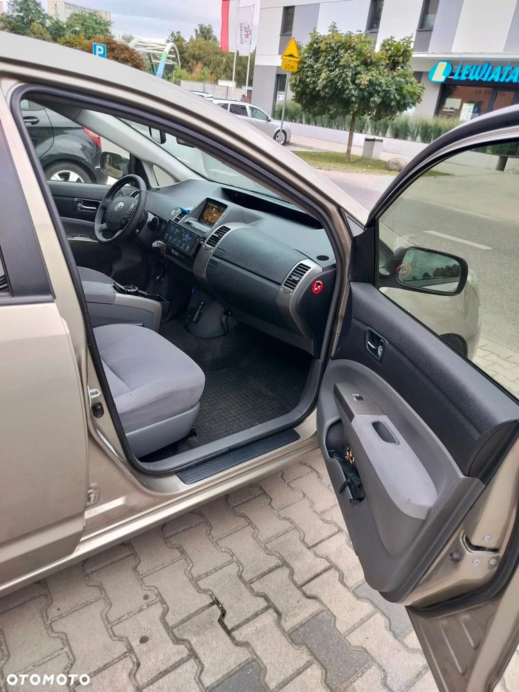 Toyota Prius 1.5 VVT-i Prestige - 12