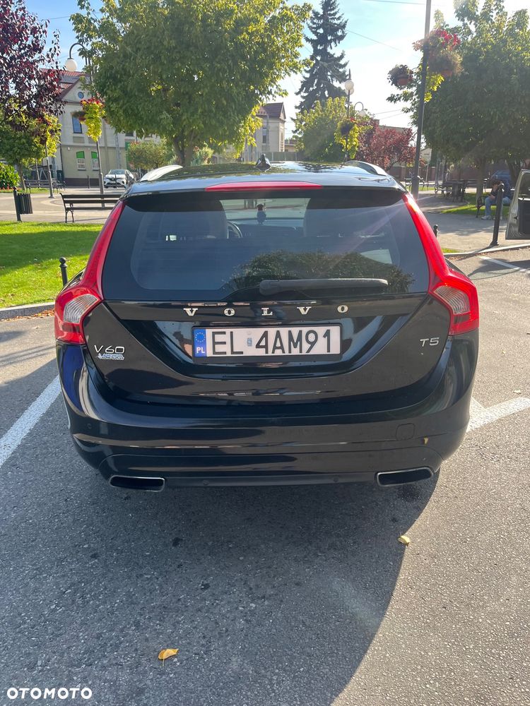 Volvo V60 - 4