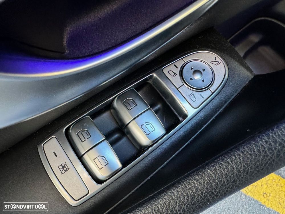 Mercedes-Benz E 300 - 18