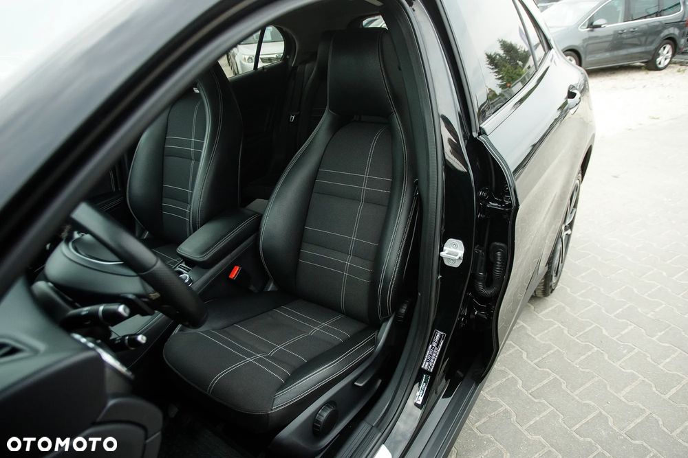 Mercedes-Benz GLA 220 CDI 4Matic 7G-DCT - 20