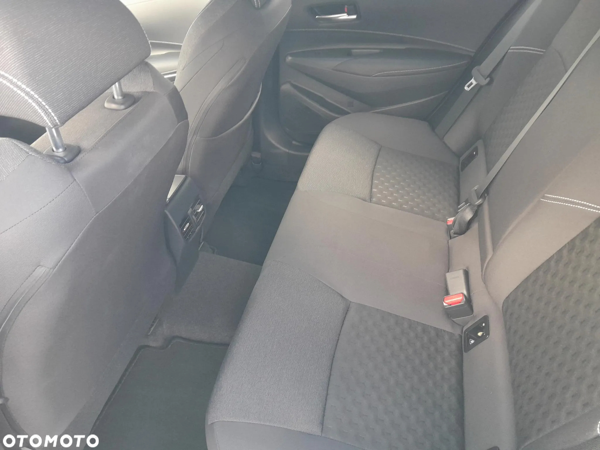 Suzuki Swace 1.8 Hybrid Elegance CVT - 16