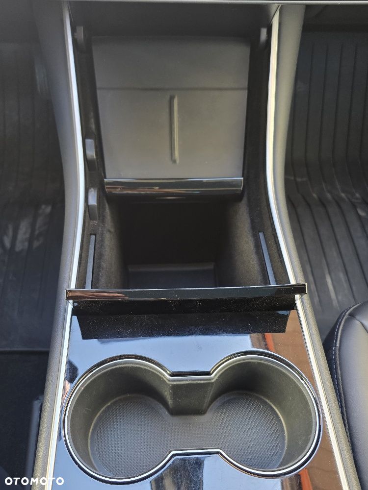 Tesla Model 3 - 15