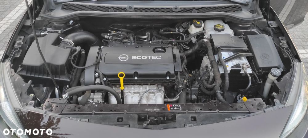 Opel Astra 1.6 Cosmo - 11