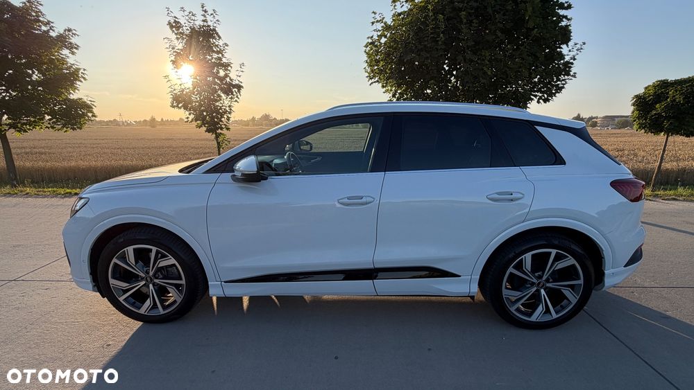 Audi Q4 e-tron - 8
