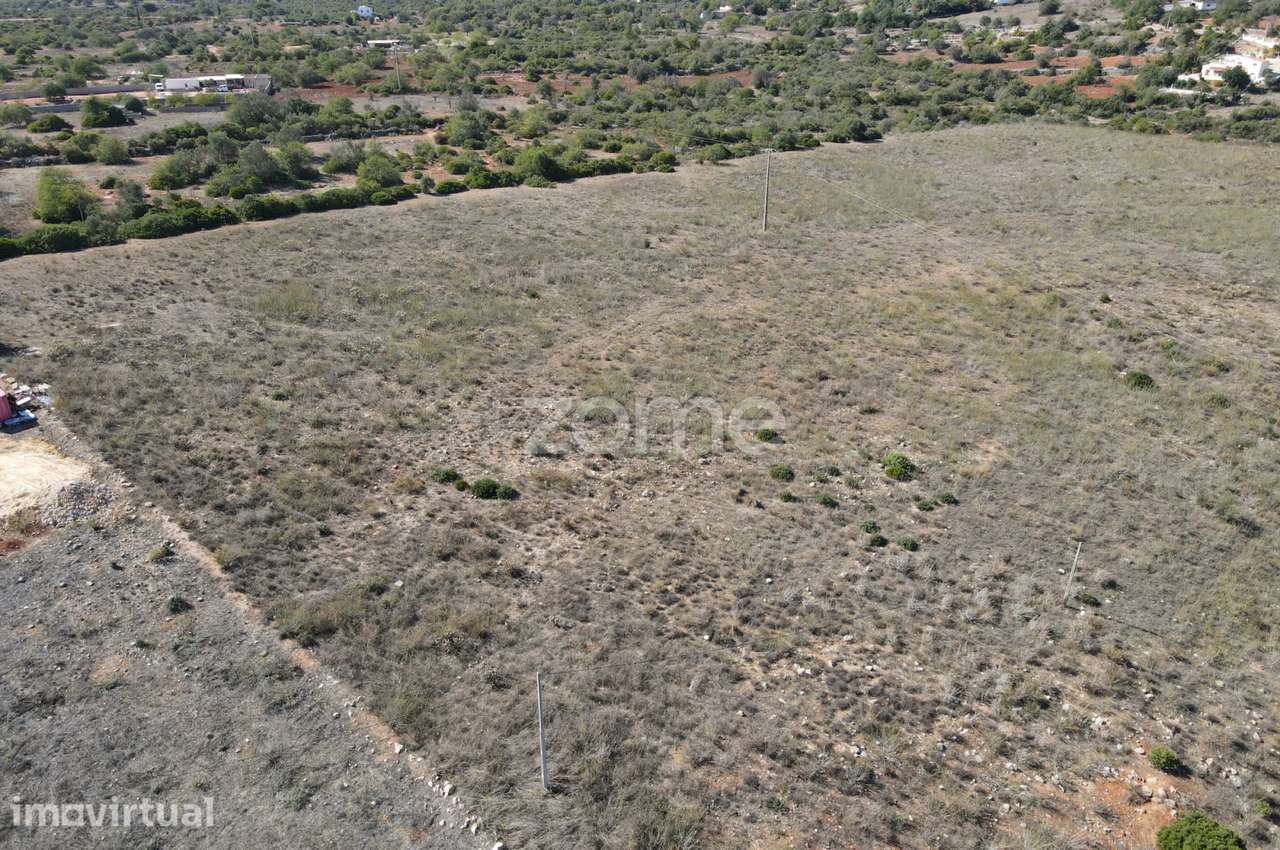 Terreno em Paderne com 6.8hact - Grande imagem: 2/17