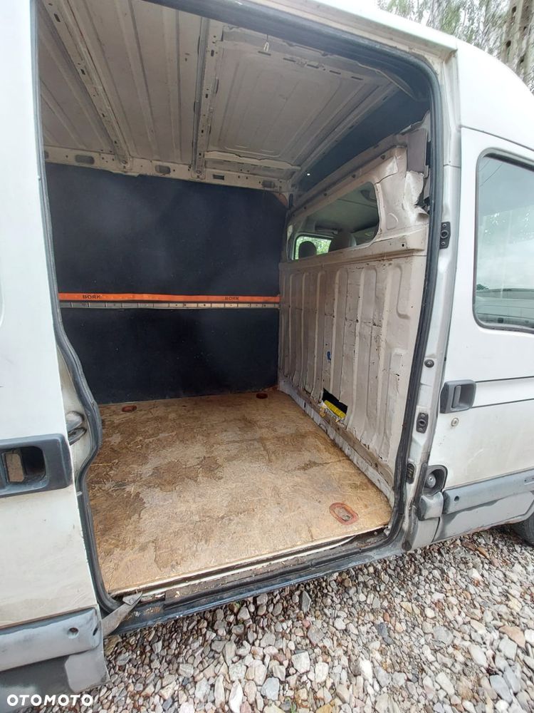 Renault Master - 10