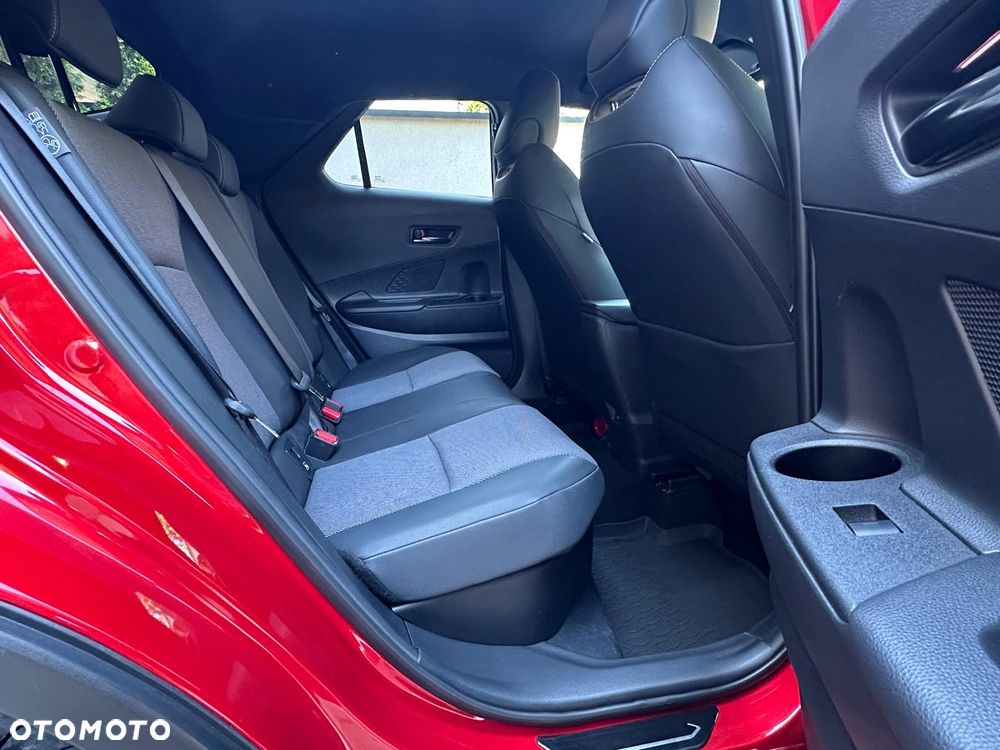 Toyota C-HR - 14