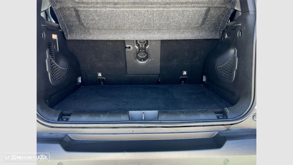 Jeep Renegade 1.0 T Limited - 38