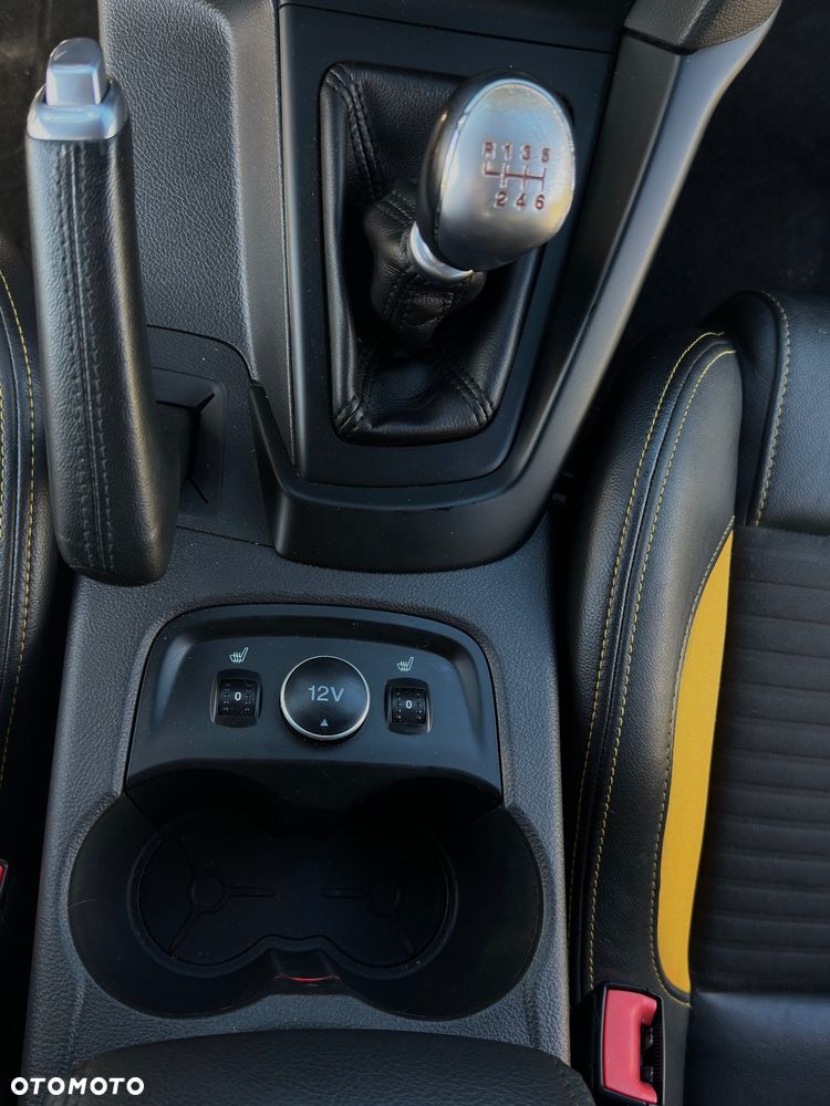 Ford Focus 2.0 EcoBoost ST mit Leder-Sport-Paket - 28