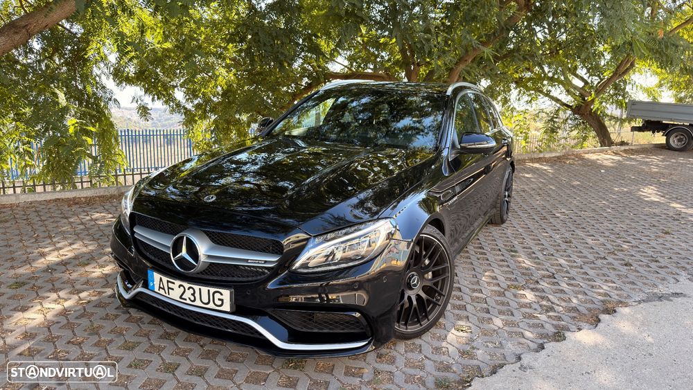 Mercedes-Benz C 63 AMG - 2