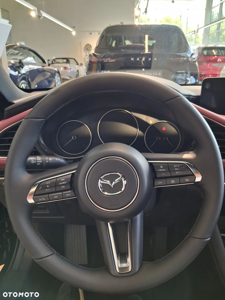 Mazda 3 2.0 mHEV Takumi - 6