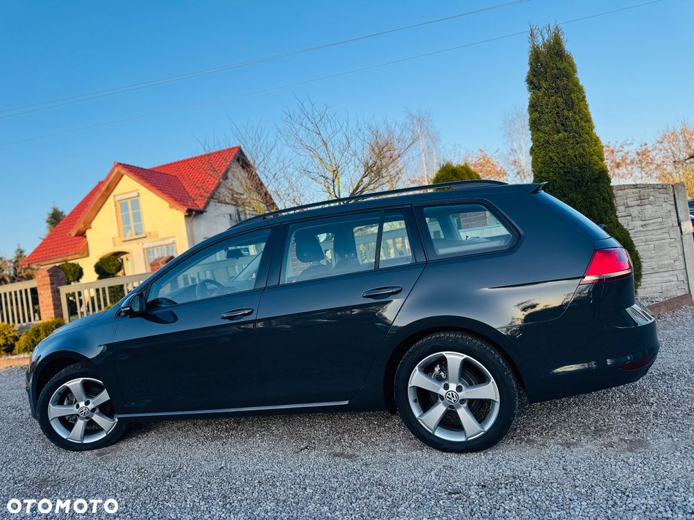 Volkswagen Golf 1.6 TDI BlueMotion Technology Comfortline - 20