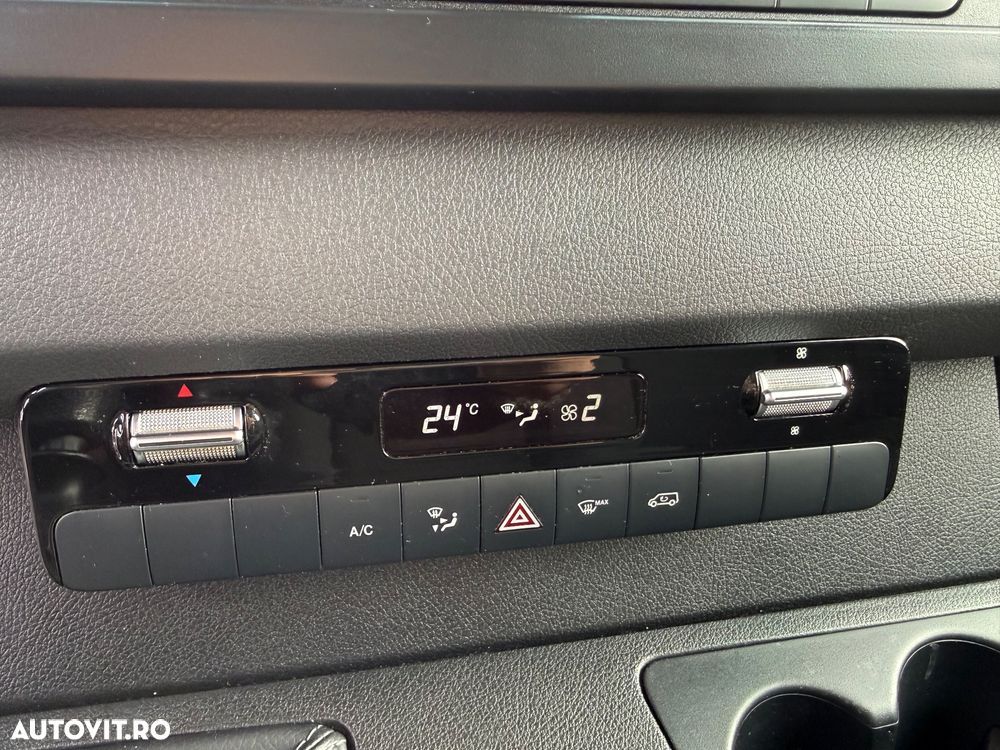 Mercedes-Benz Sprinter 516 - 21