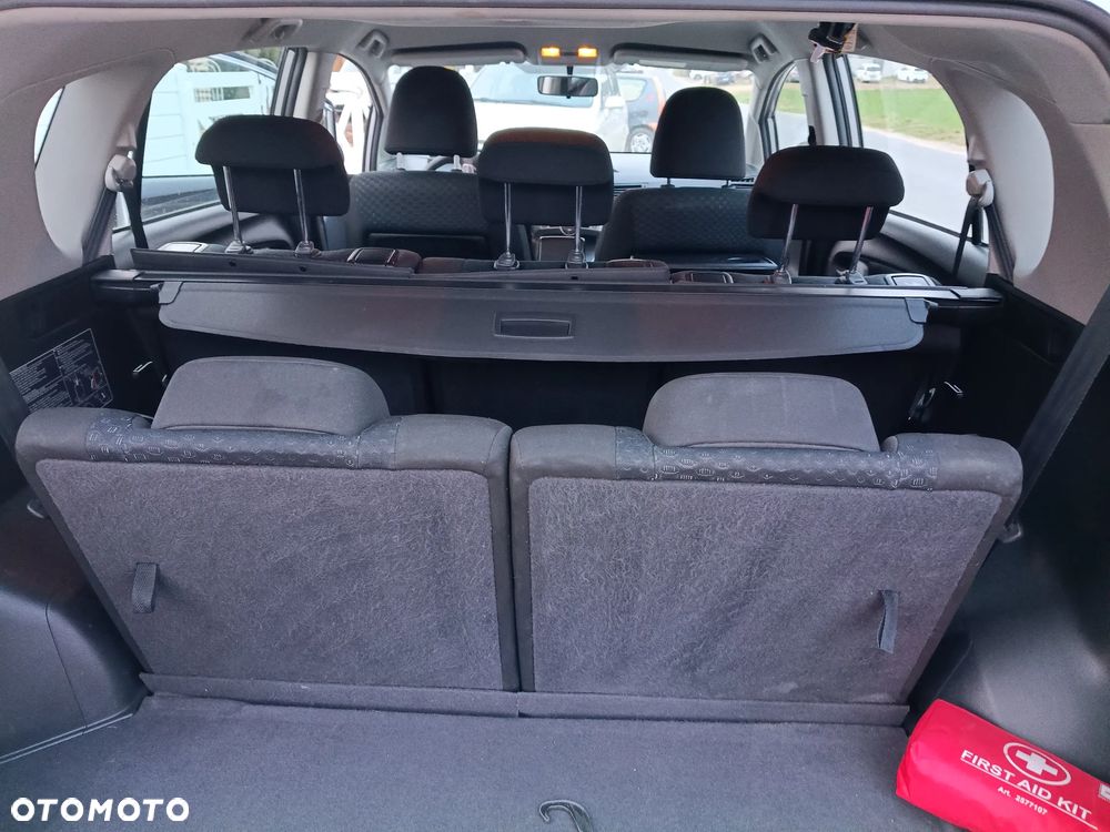 Toyota Verso 1.8 2010 7os - 11